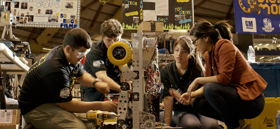 FIRST alum Angelica Hernandez, a renewable energy engineer, mentors students from her FIRST Robotics Competition