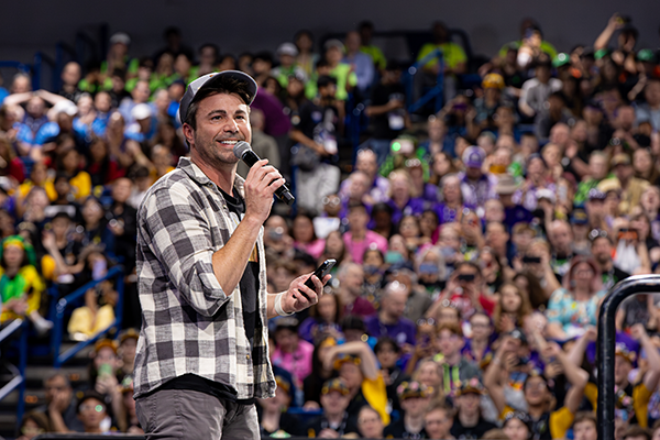 Former NASA engineer turned YouTube celebrity and founder of CrunchLabs, Mark Rober, addresses the crowd at FIRST Championship.