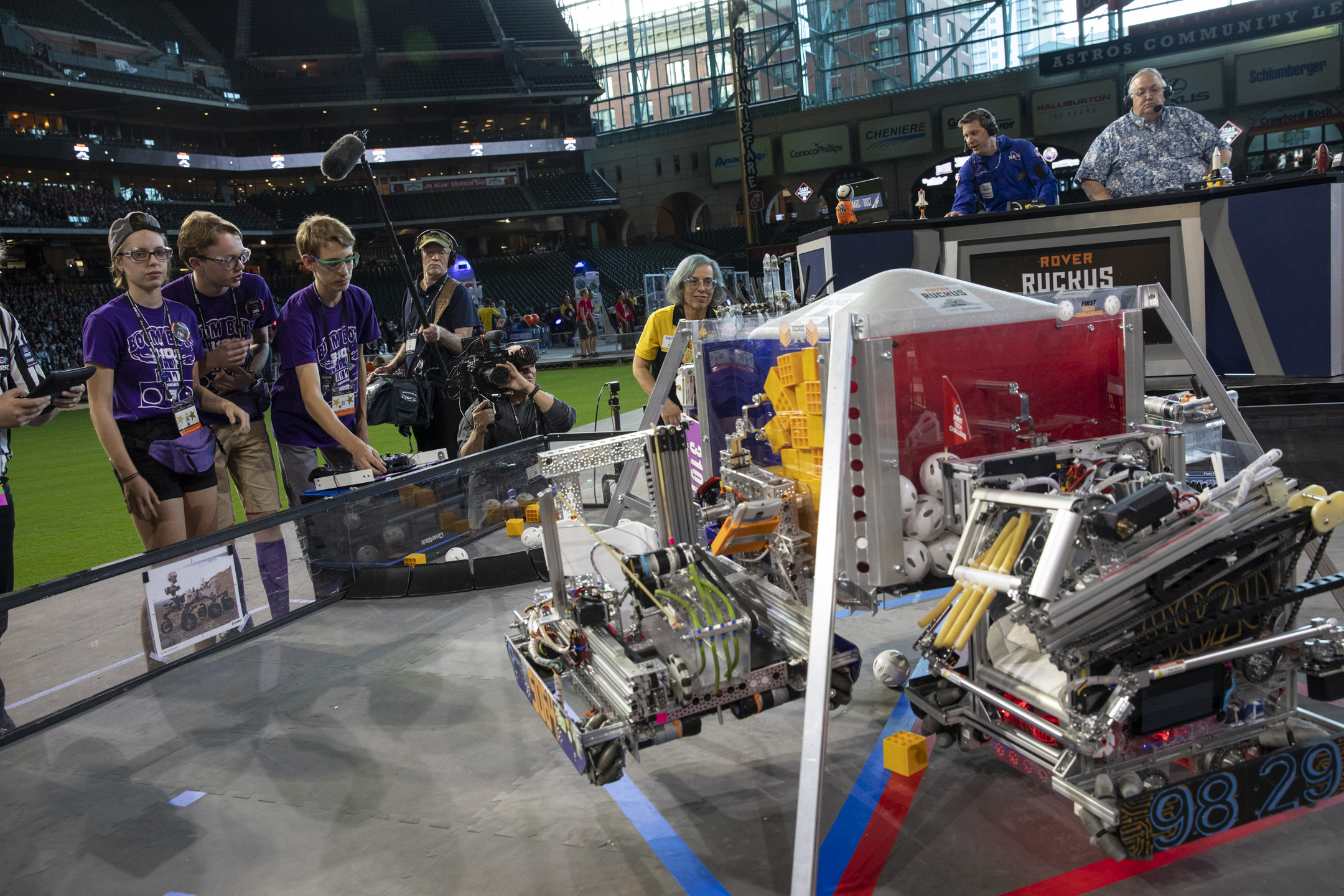 First tech. Баннер соревнования робототехника. First Robotics Challenge.