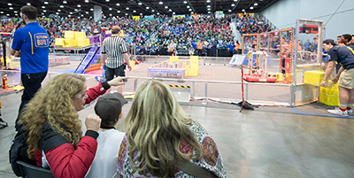 Gov. Gen. Payette watches a FIRST Robotics Competition match at the FIRST Championship. (Photo credit: Sgt Johanie Maheu, Rideau Hall (2018))