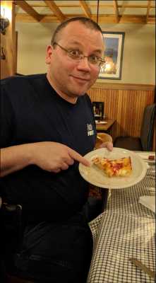 2018 FIRST Championship Houston Frank with his pizza